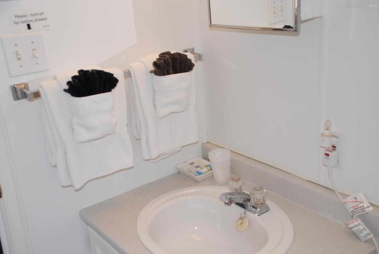 Harbourview Motel And Accommodations Port Hawkesbury Ngoại thất bức ảnh
